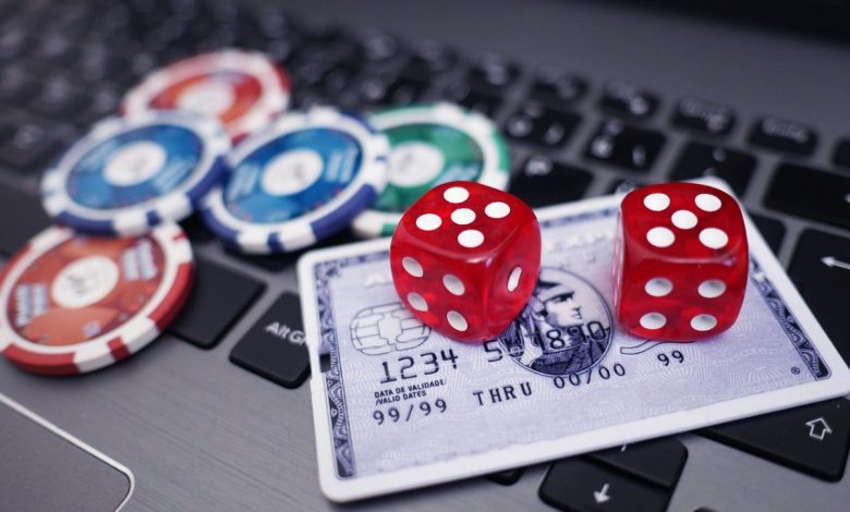 Exploring the World of Online Gambling Lovers: Passion, Peril, and Progression